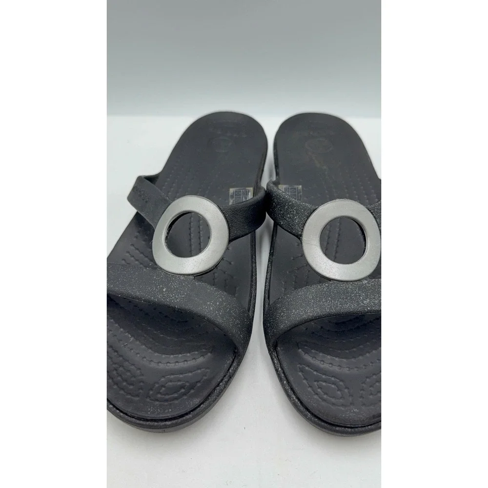 Crocs Sanrah Glitter Circle Sandal Womens Size 7 Black  Comfort Slides